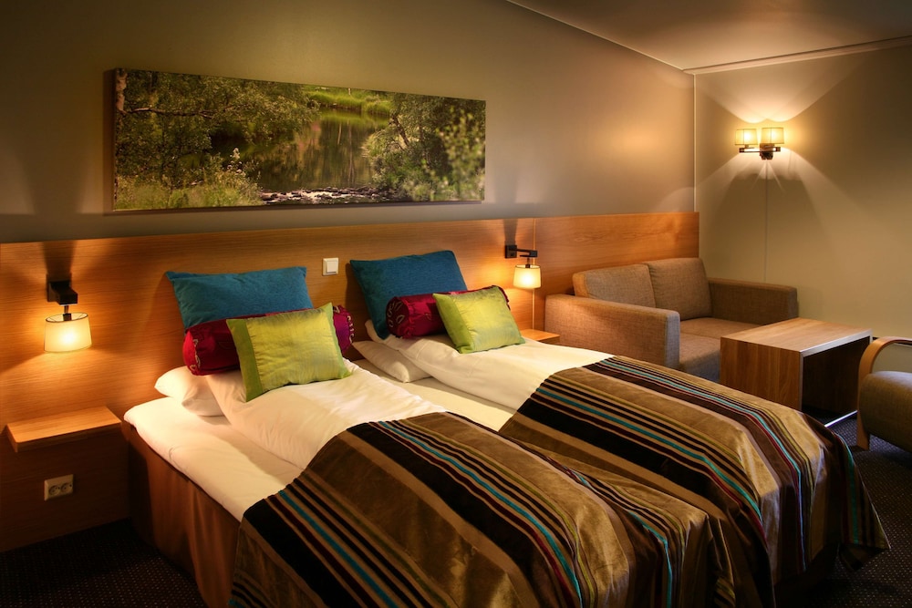 Standard Twin Room - Photo 1