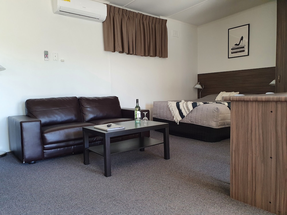 Deluxe Twin Room photo 3