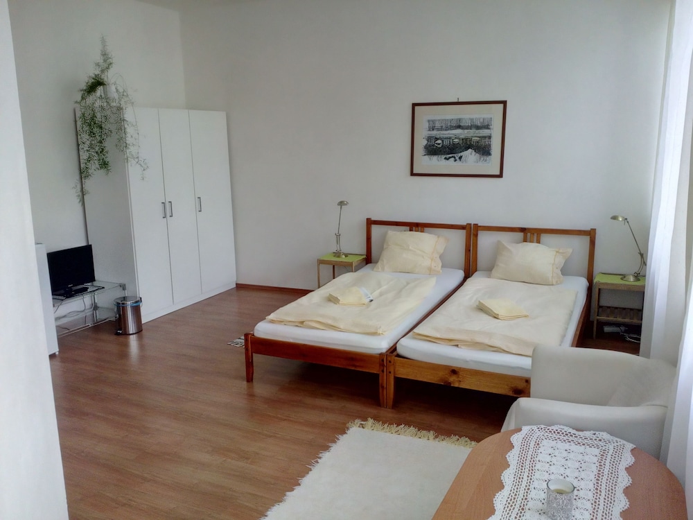 Apartment, 3 Bedrooms, Non Smoking, Kitchenette photo 1