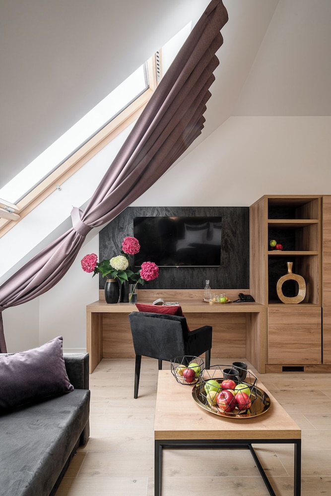 Standard Triple Room - Photo 4