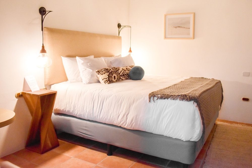Premium Room, 1 King Size Bed - Second Floor