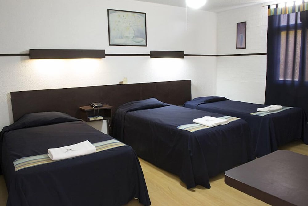 Habitacion Estandar con Cama Extra photo 1
