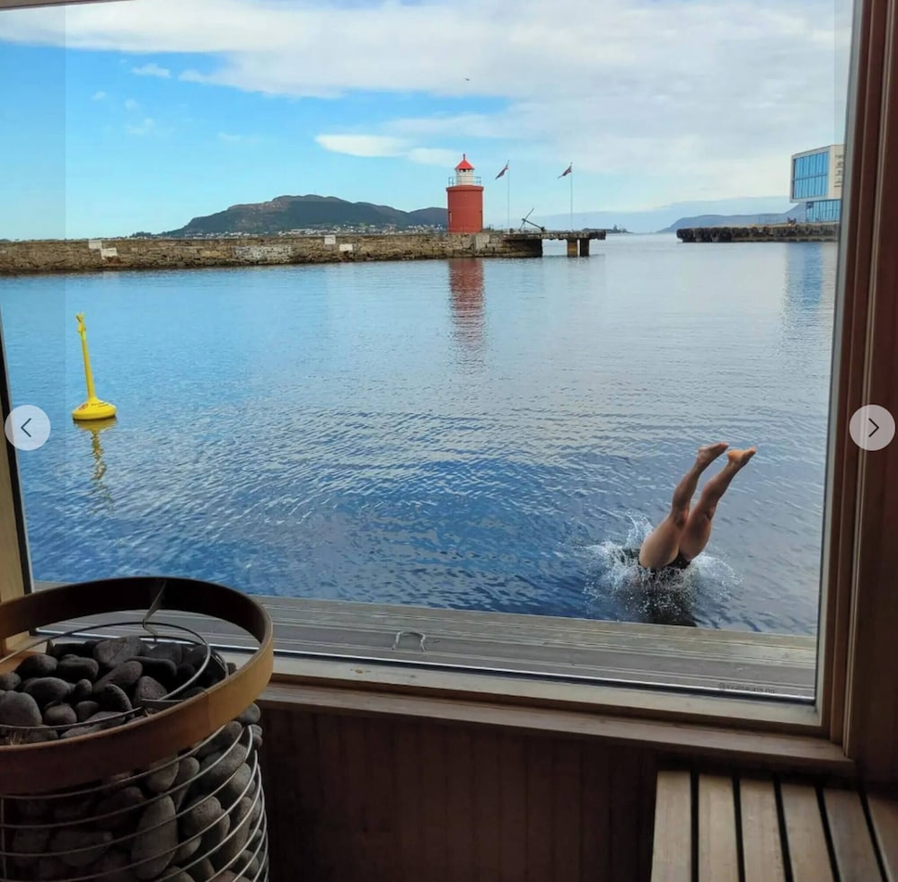 Cozy 1-bedroom Apartment in Ålesund's Heart, Kuva 15