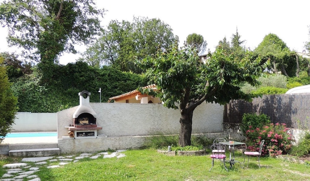 House photo 2