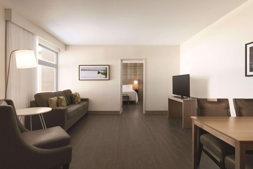 Suite, 1 Bedroom, Tower (NonSmoking  ) photo 2