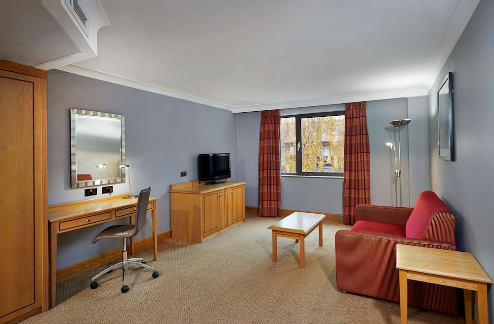 Junior Suite, 1 King Bed - Photo 7