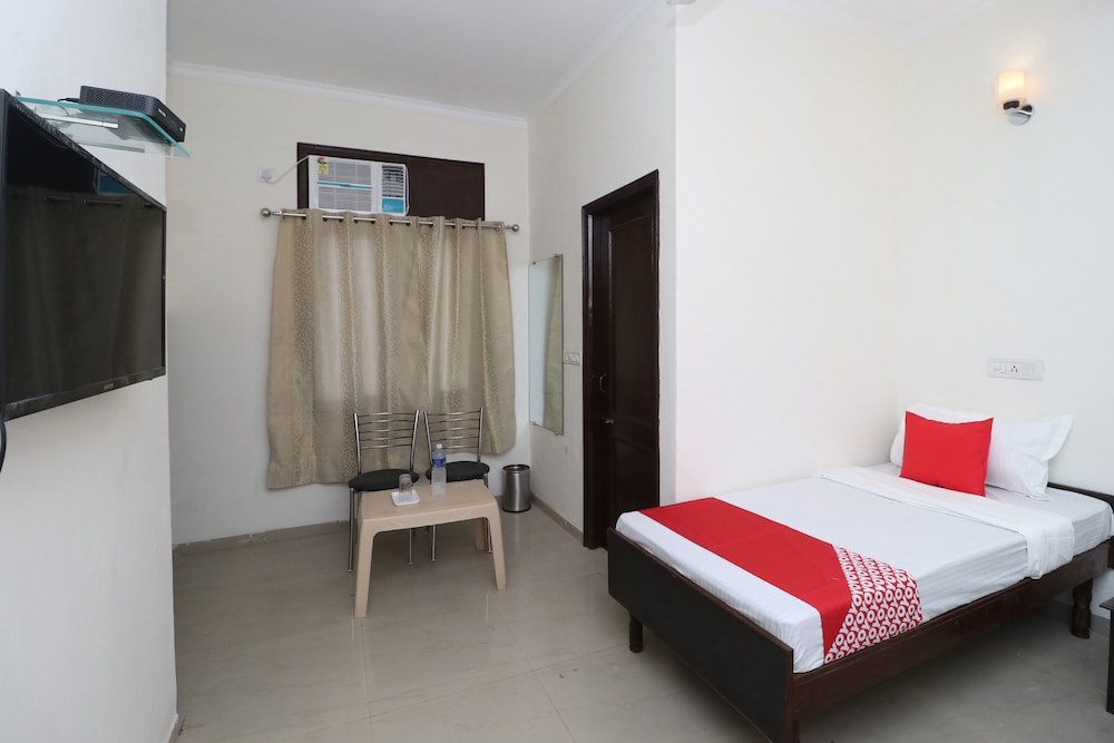 Single Room, 1 King Bed photo 1