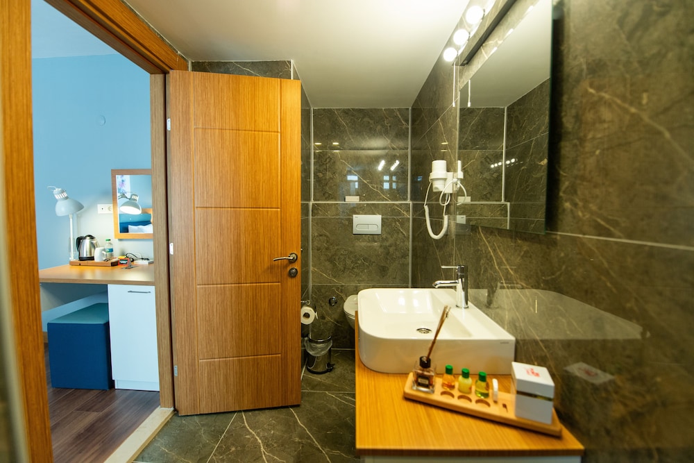 Standard Twin Room photo 2