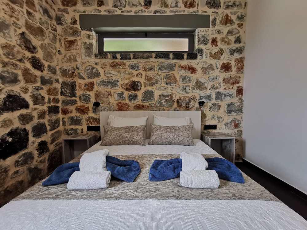 Villa, 2 Bedrooms, Private Pool, Sea View photo 3
