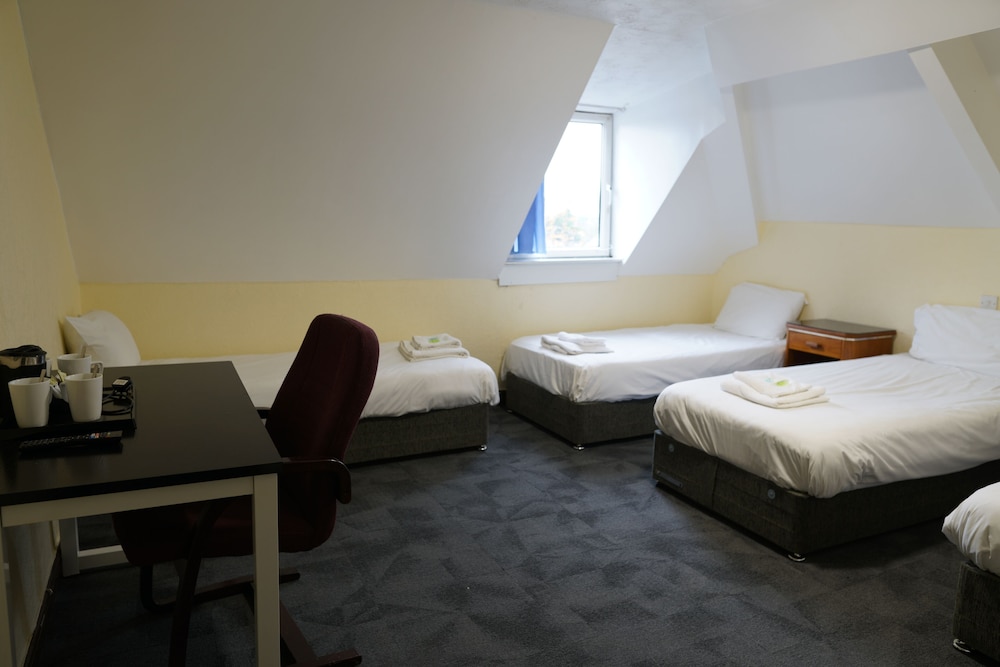 Basic Quadruple Room