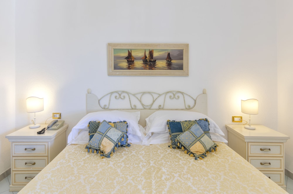 Standard Room, Balcony - Photo 1