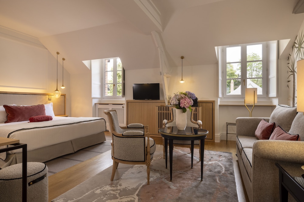 Deluxe Room - Photo 1
