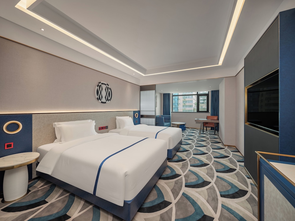 Luxury Twin Room