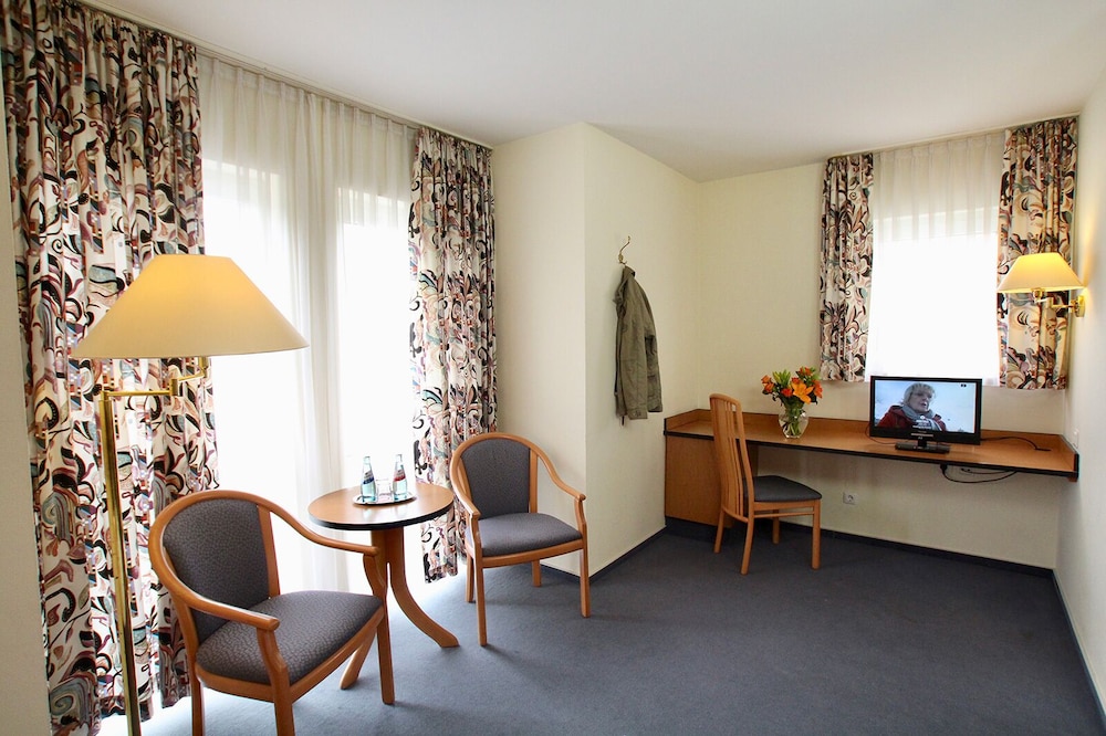Single Room - Photo 5