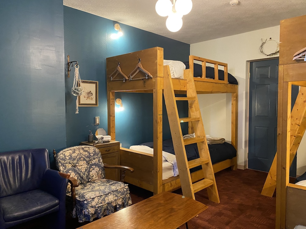 207 Quadruple Room, Bunk Bed photo 2