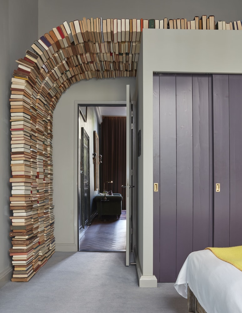 Book Suite