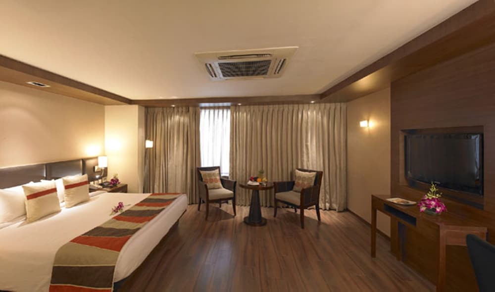 Executive Double Room, 1 King Bed photo 2