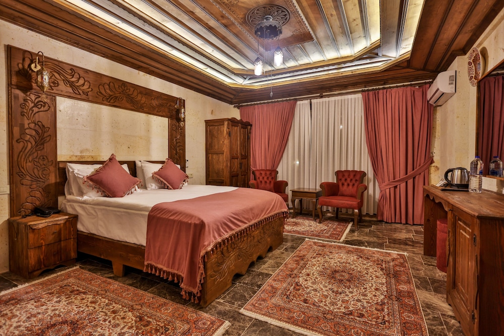 Deluxe Room (Private Garden) - Photo 9