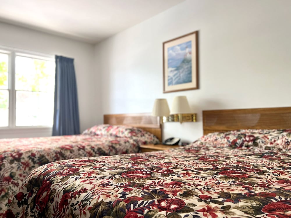 Comfort Double Room, 2 Queen Beds, Mobility Accessible, Ground Floor photo 1