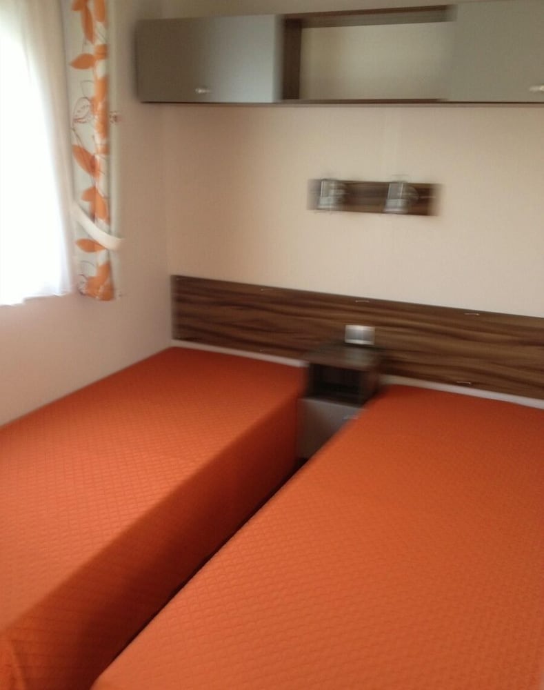 Mobile Home, 2 Bedrooms, Kitchen (Galaxie) photo 1