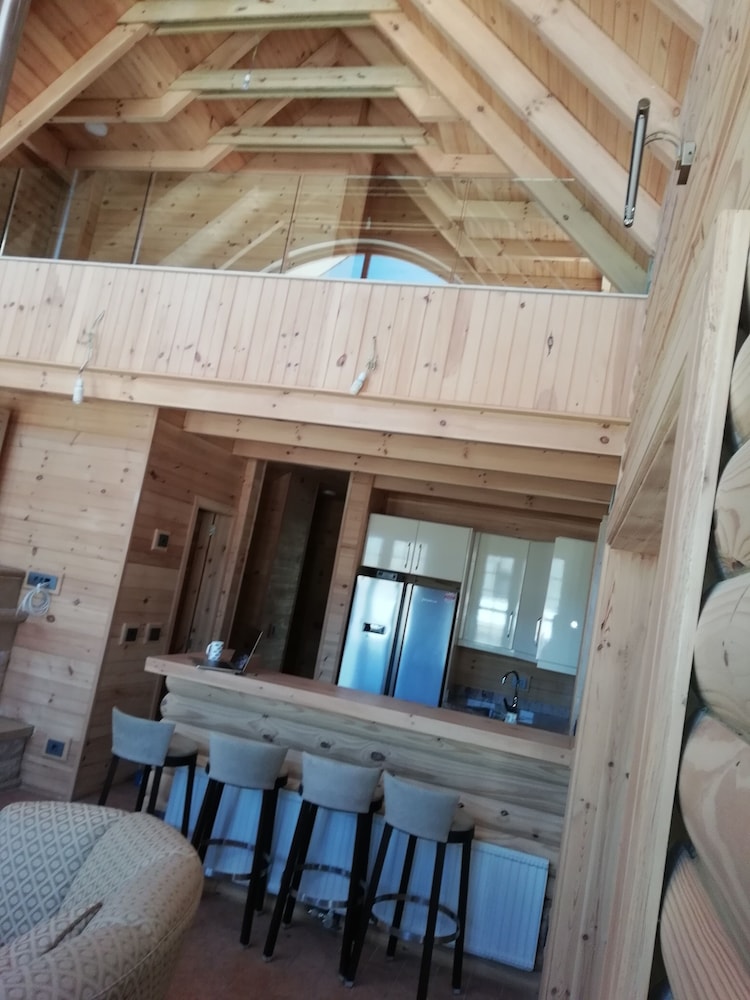 Chalet, Multiple Bedrooms, Mountain View photo 3