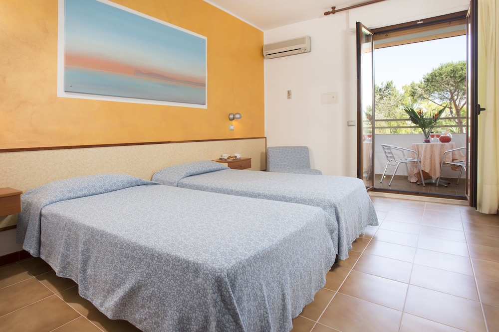 Economy Double Room - Photo 2