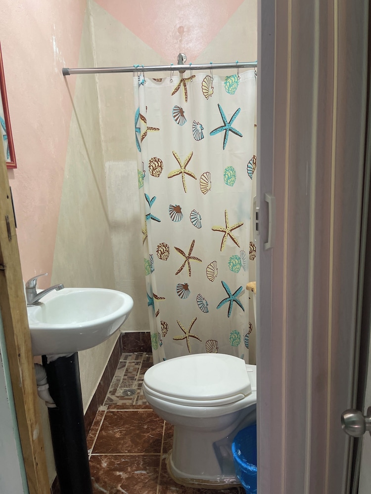 Basic Room photo 2