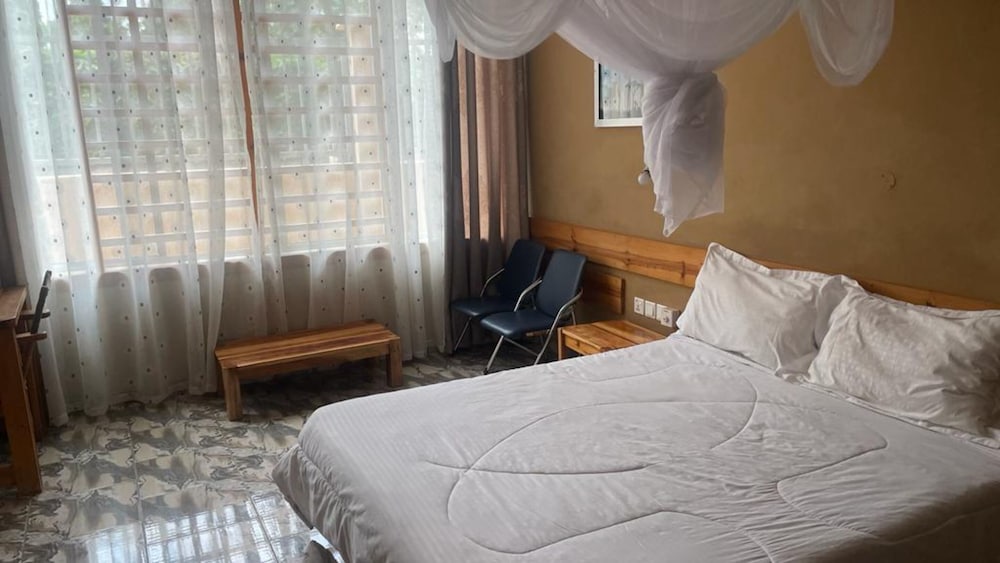 Standard Room photo 3