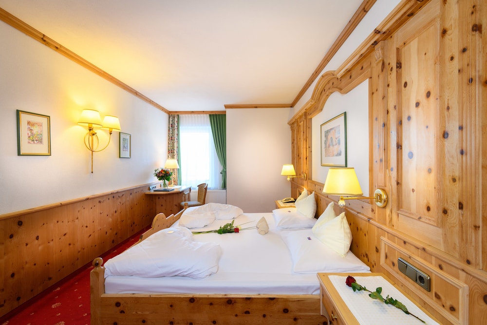 Deluxe Suite, 1 Bedroom, Non Smoking photo 2