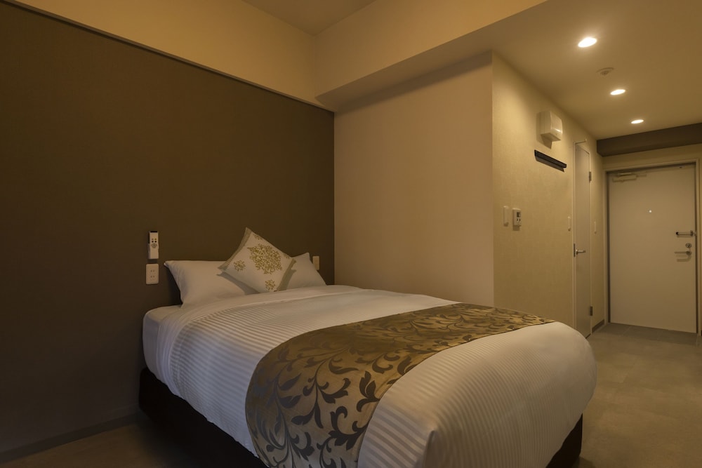 Double Room - Photo 9
