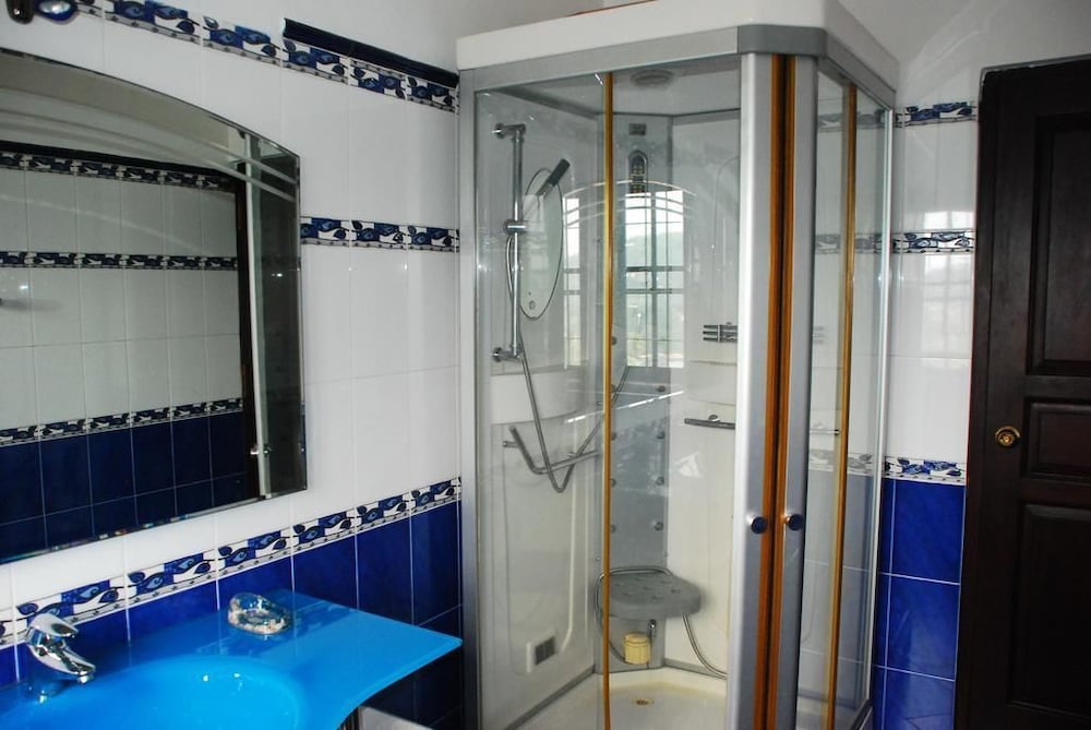 Deluxe Triple Room, 1 Bedroom, Non Smoking