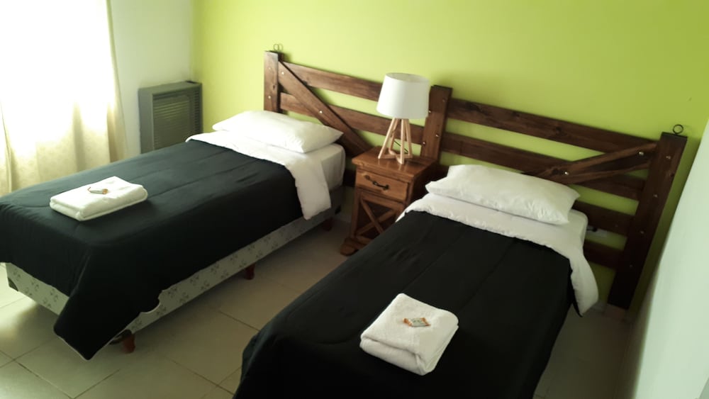 Economy Double Room, 1 Double Bed, Private Bathroom photo 2