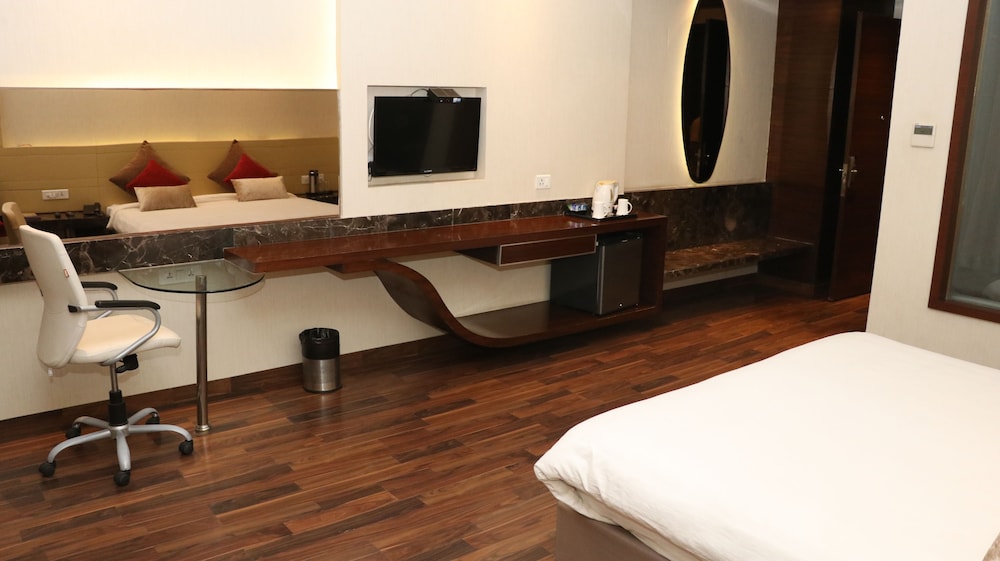 Deluxe Double Room photo 3