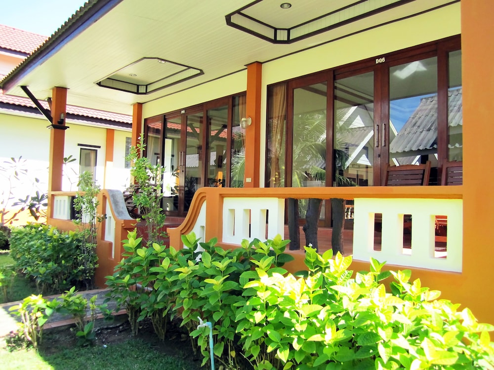 Villa, Garden Area photo 2