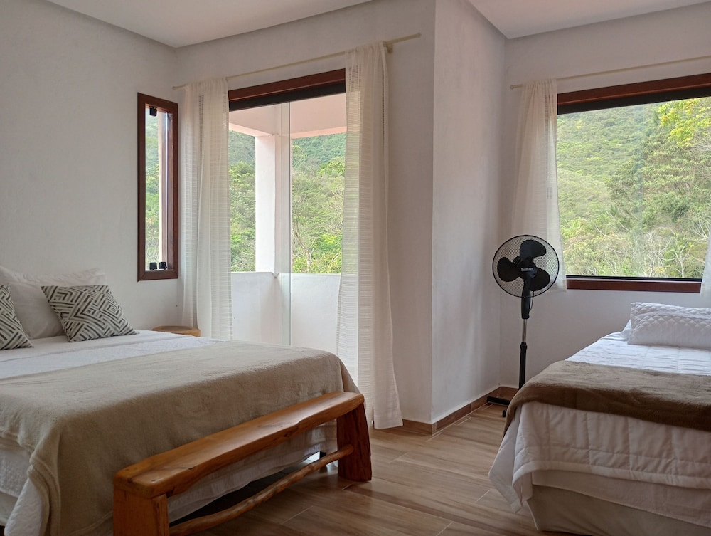 Superior Quadruple Room photo 1