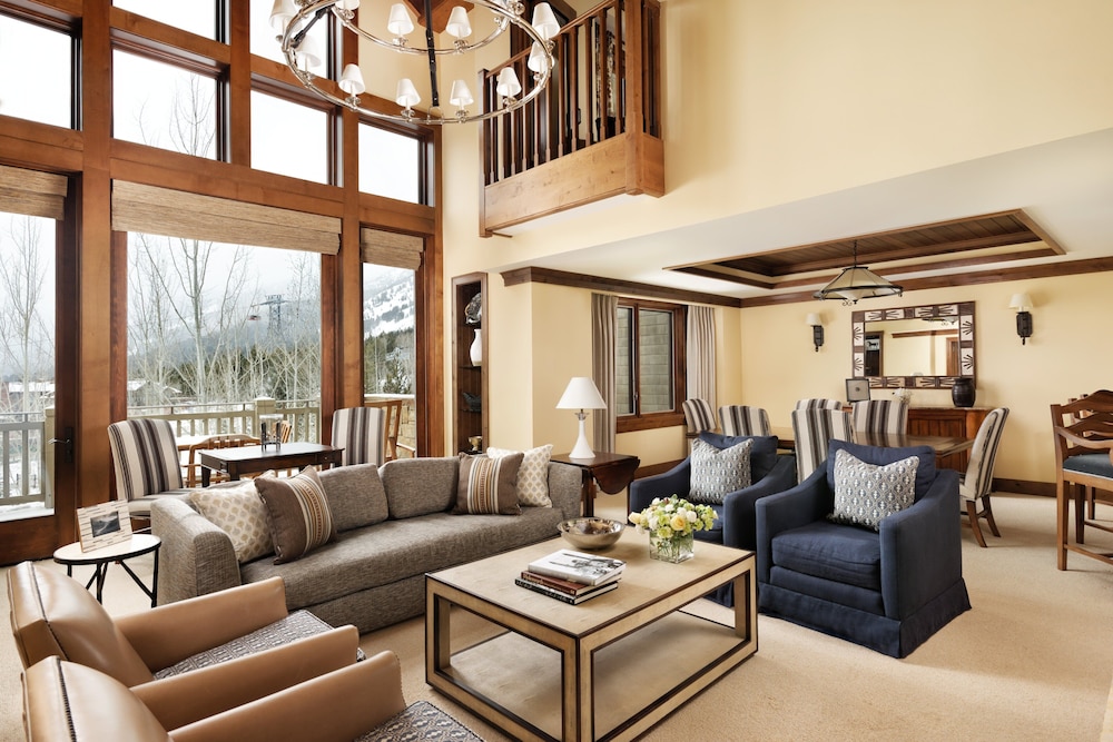 The Cascade Residence Four Bedroom Slopeside - Photo 5