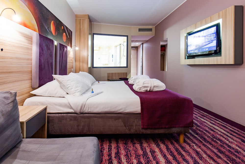 Business Double Room - Photo 4