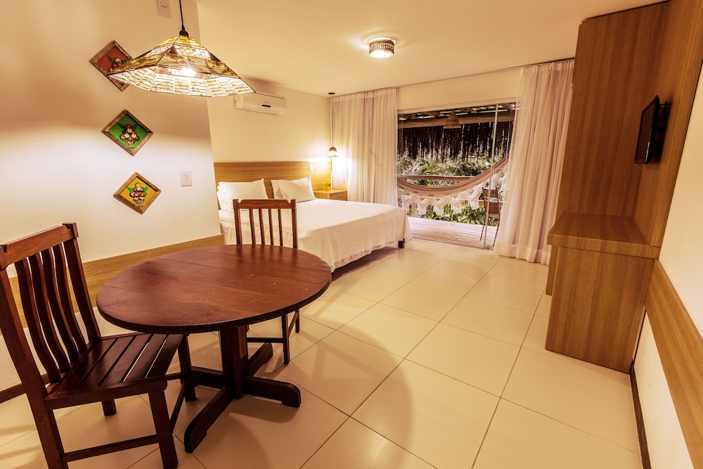 Deluxe Suite - Photo 3