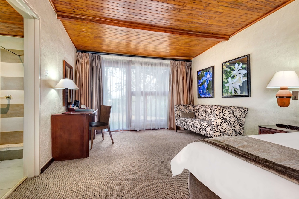 Standard Double or Twin Room photo 1