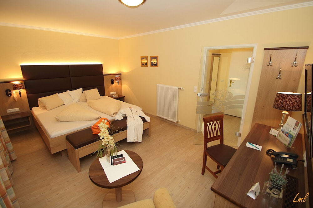 Double Room, Lake View photo 2
