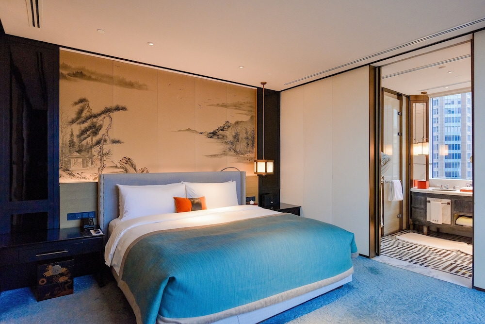 Supreme Executive Suite