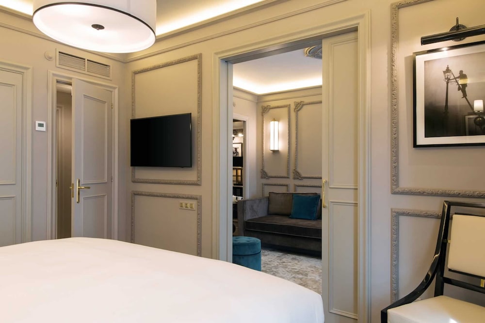 Junior Suite (El Avenida Palace)