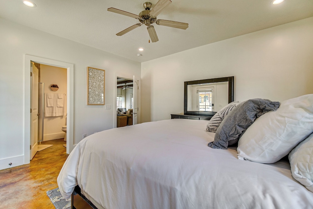 House (2 Bedrooms) photo 2