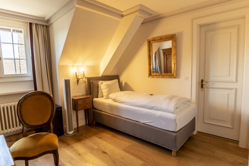 Single Room - Photo 1