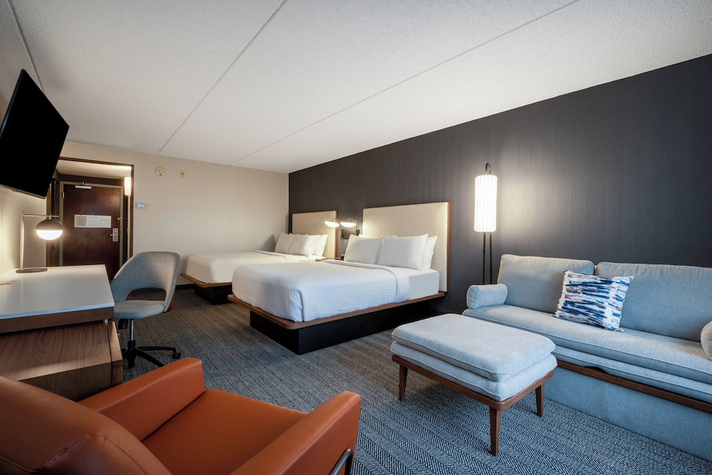 Room, Multiple Beds - Photo 1