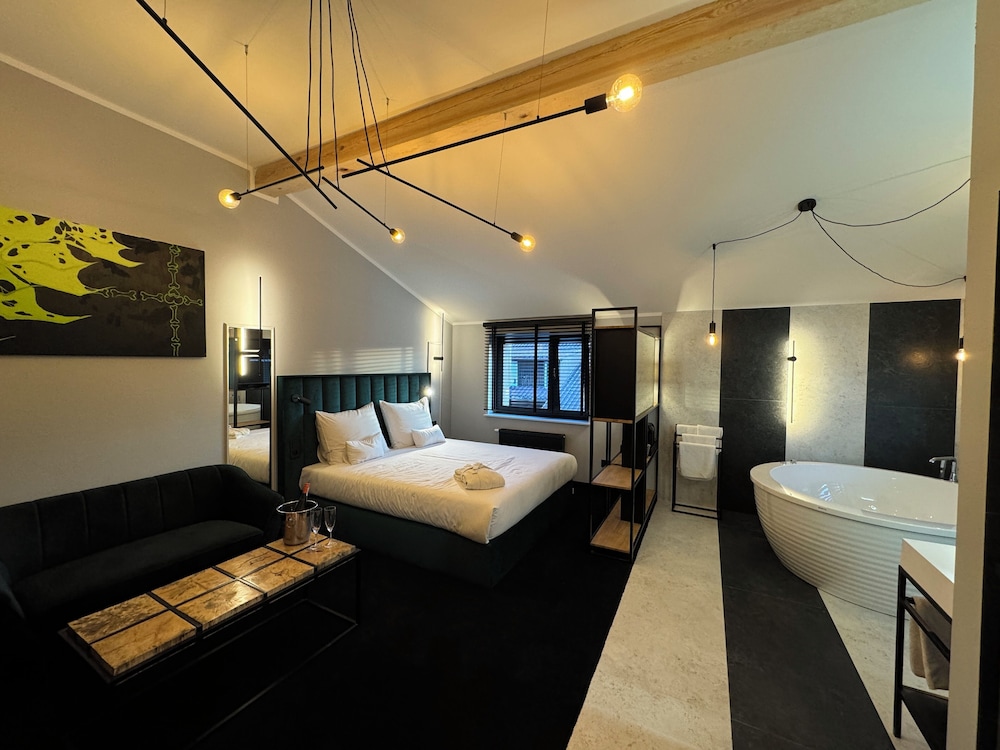 Studio Suite