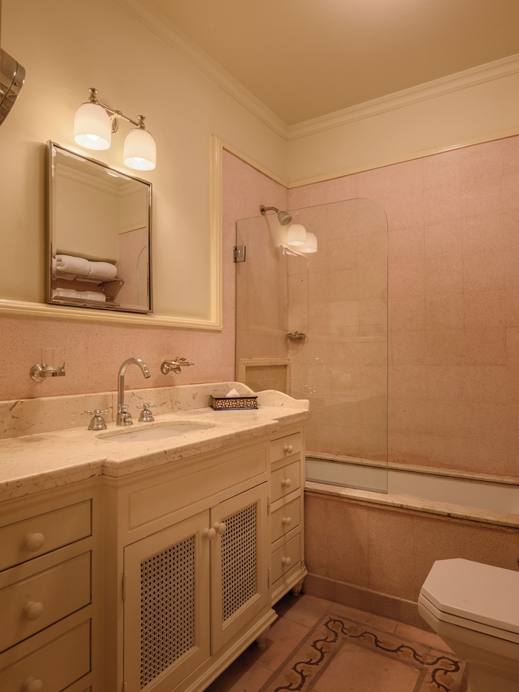 Deluxe Single Room photo 3