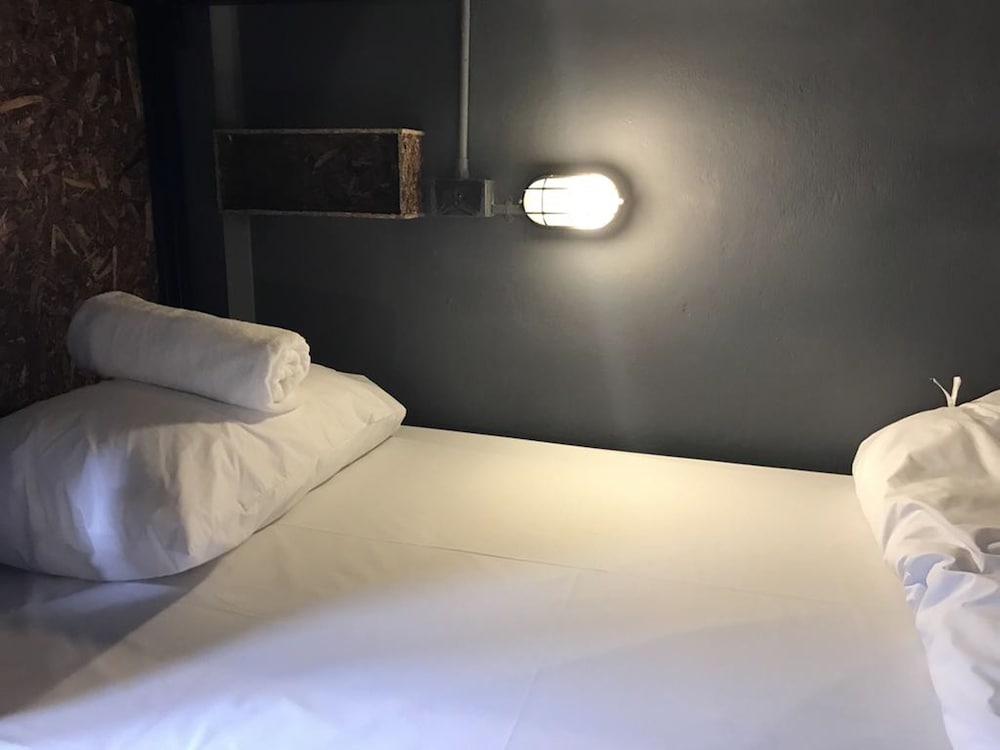 Private Room with Shared Bathroom photo 1