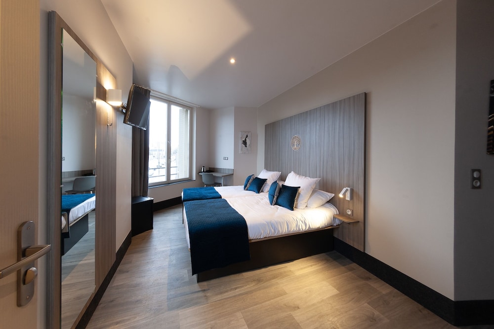 Deluxe Twin Room photo 1