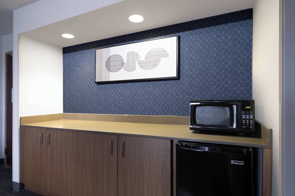 Suite, 1 Bedroom, Balcony